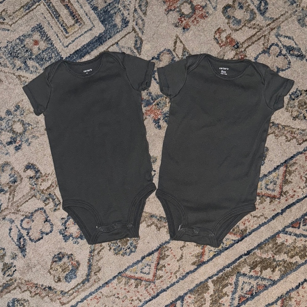 Dark Gray Baby Bodysuit Set